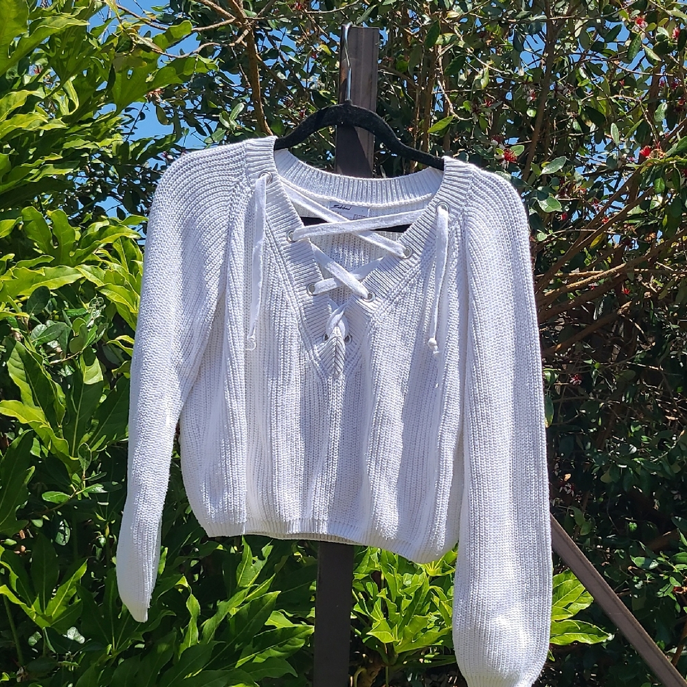 Chic White Lace-Up Knit Sweater